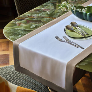 slide 1 Artistry Ajour Runner