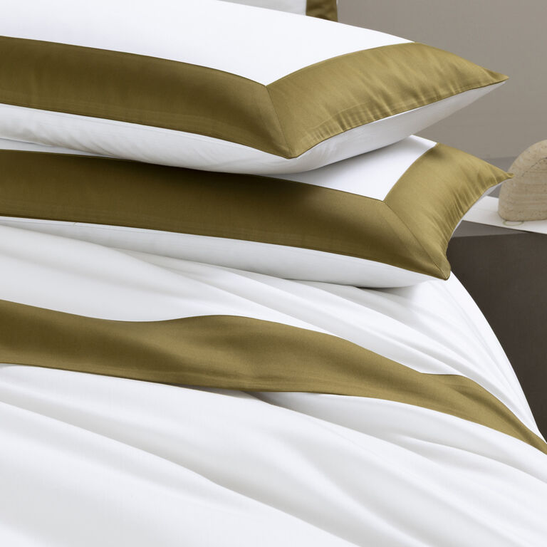 slide 5 Bold Duvet Cover Set