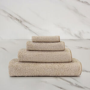 slide 2 Unito Bath Towel
