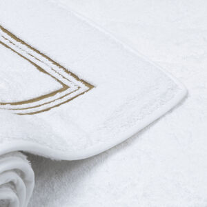 slide 3 Triplo Bourdon Bath Mat