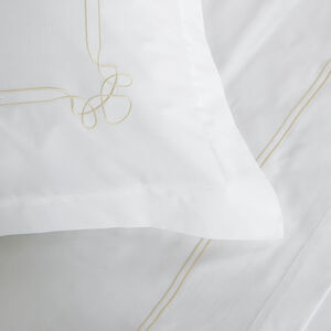slide 3 Sirmione Euro Sham
