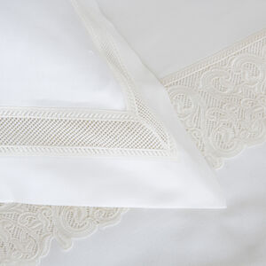 slide 3 Ornate Medallion Lace Duvet Cover