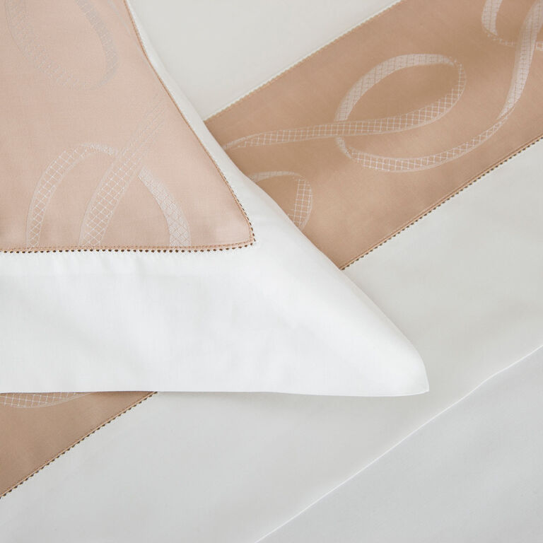 slide 3 Ribbons Border Euro Sham