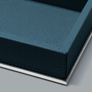 slide 4 Otello Valet Tray