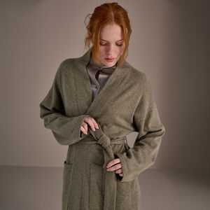 slide 4 Meilora Knitted Kimono