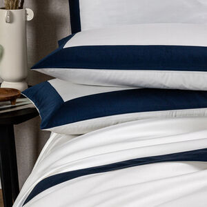Bold Duvet Cover Set slide 5 Bold Duvet Cover Set