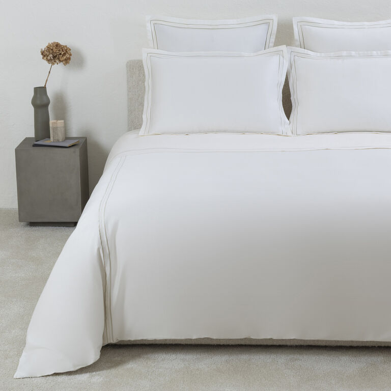 slide 1 Elegance Duvet Cover Set