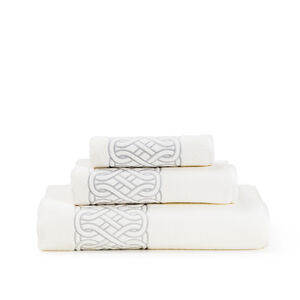 slide 2 Auspicious Embroidered Bath Sheet