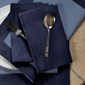 slide 1 Artistry Ajour Napkins Set