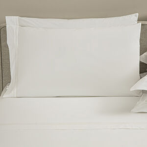 Triplo Bourdon Pillowcase slide 1 Triplo Bourdon Pillowcase