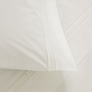 Triplo Bourdon Pillowcase slide 3 Triplo Bourdon Pillowcase