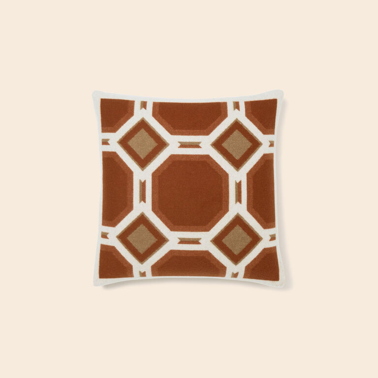 slide 2 Deco Cushion 005