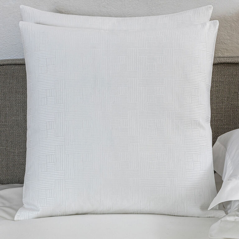 slide 1 Papiro Decorative Cushion