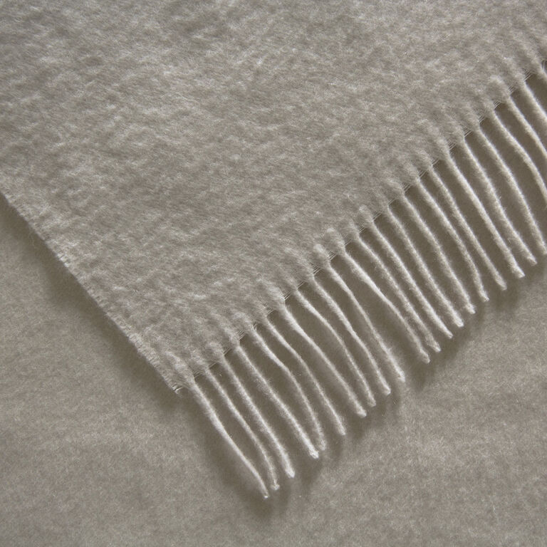 slide 3 Bliss Throw