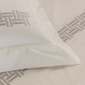 slide 3 Basket Weave Embroidered Duvet Cover Set