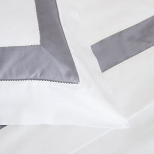 slide 3 Bicolore Duvet Cover