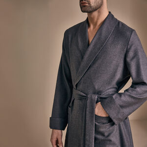 Ambassador Robe slide 4 Ambassador Robe