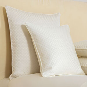 slide 2 Illusione Decorative Pillow Cover
