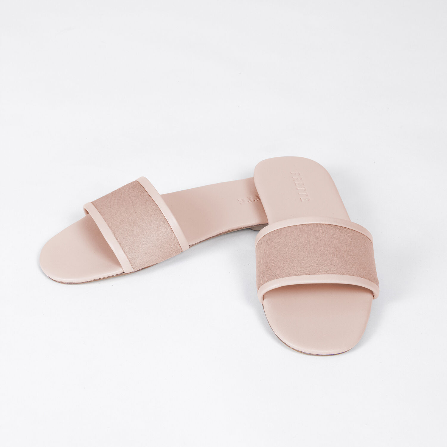 slide 1 Kiumi Slippers