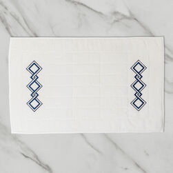 Twist Embroidery Bath Mat