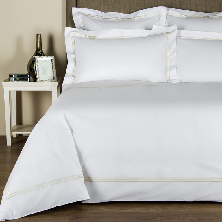 slide 1 Triplo Bourdon Duvet Cover