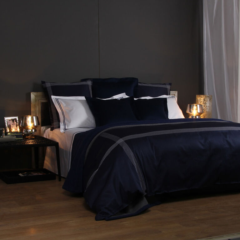 slide 4 Classic Duvet Cover