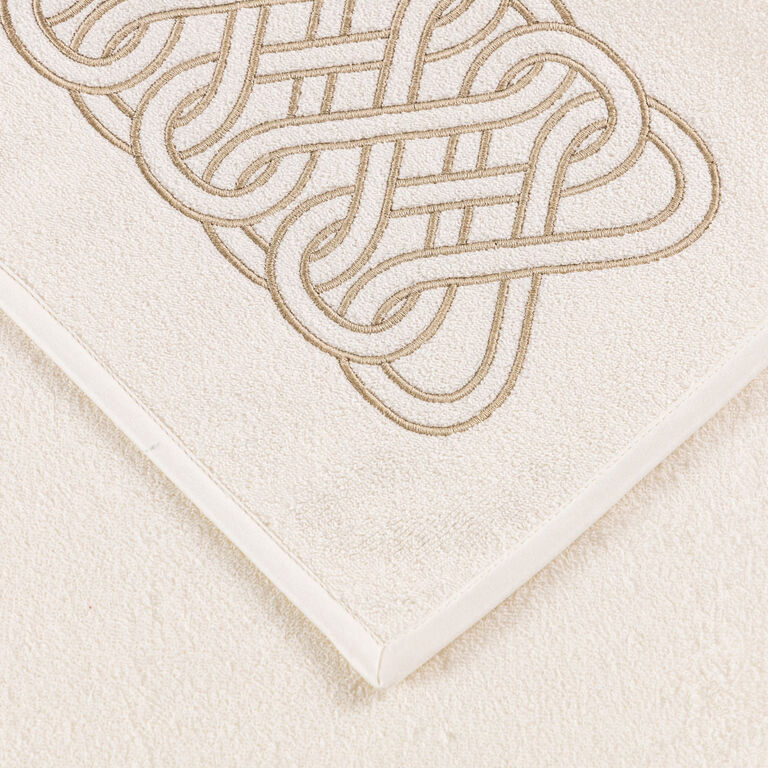 slide 3 Auspicious Embroidered Bath Sheet