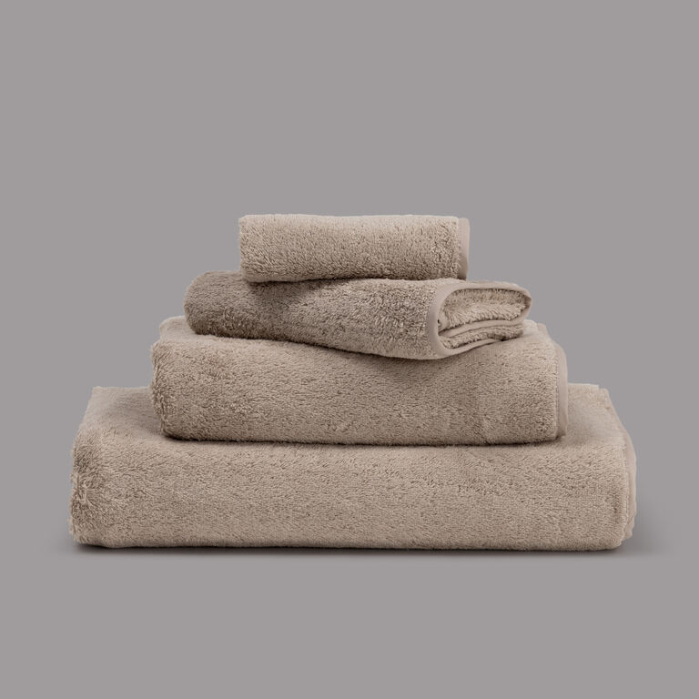 slide 3 Unito Hand Towel