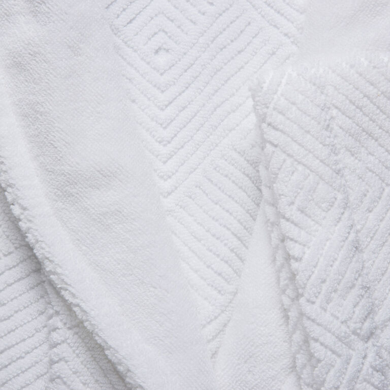slide 3 Diamonds Bathrobe
