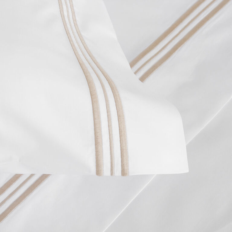 slide 3 Triplo Bourdon Pillowcase