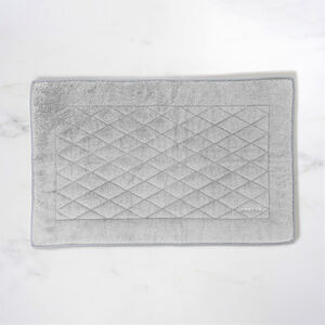 slide 2 Unito Bath Mat