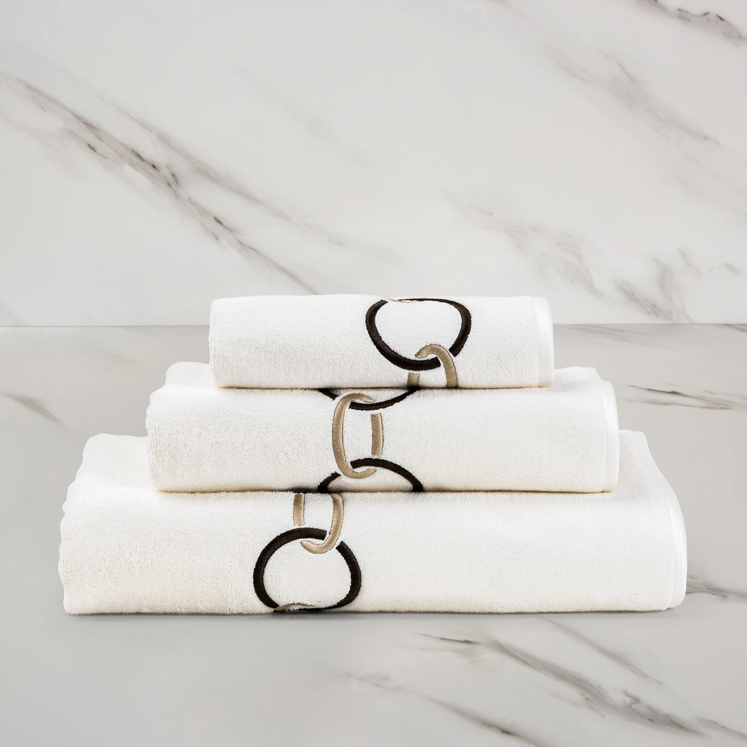 slide 2 Links Embroidered Bath Towel