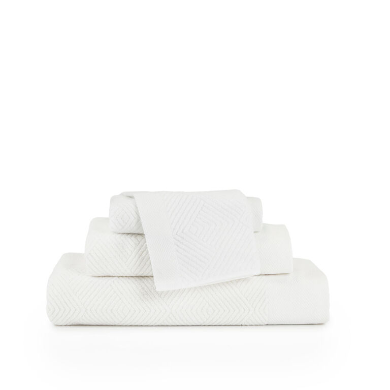 slide 1 Diamonds Wash Cloth