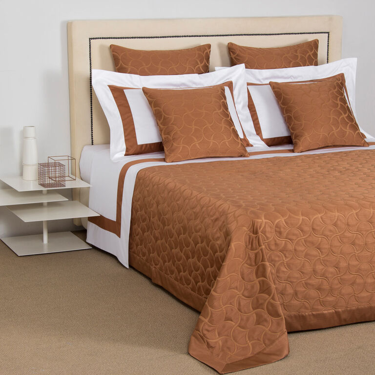 slide 4 Luxury Tile Bedspread