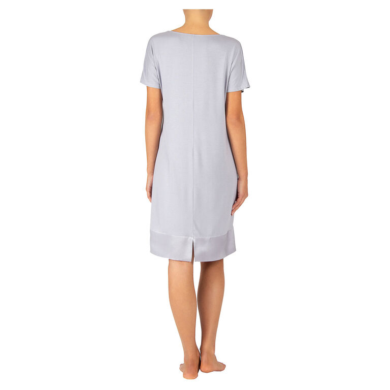 slide 3 Classe Nightgown