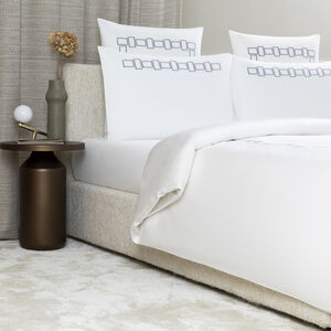 Bold Bicolor Embroidery Duvet Cover slide 2 Bold Bicolor Embroidery Duvet Cover