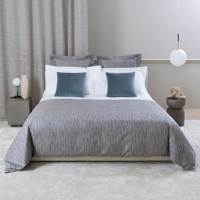 slide 4 Luxury Wool Velvet Decorative Pillow Cover
