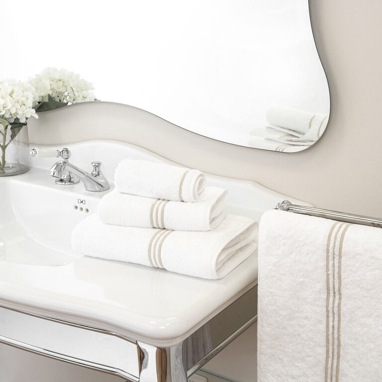 slide 4 Triplo Bourdon Bath Sheet