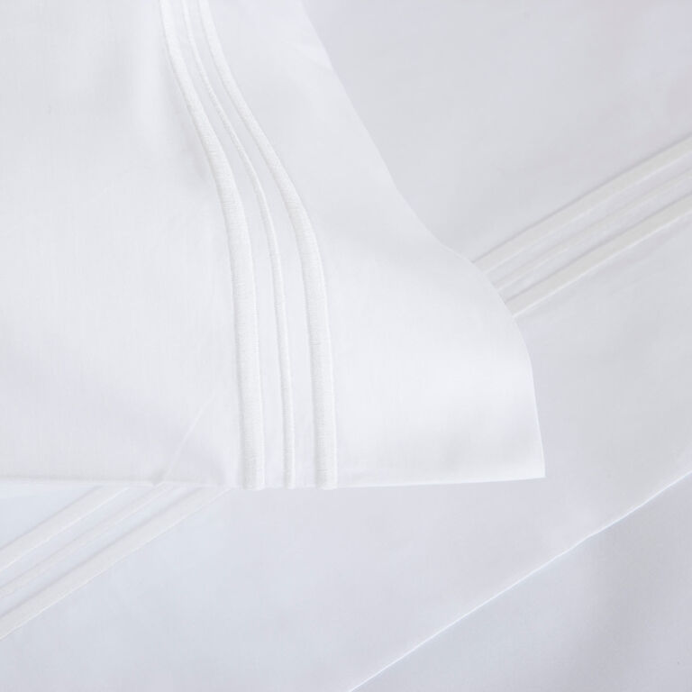 slide 3 Triplo Bourdon Pillowcase
