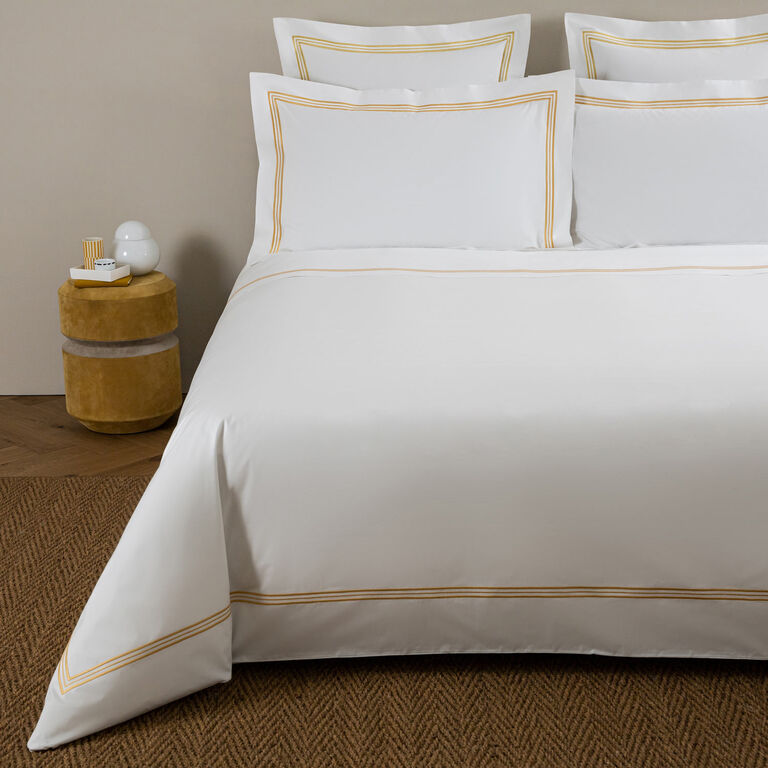 slide 1 Triplo Bourdon Duvet Cover