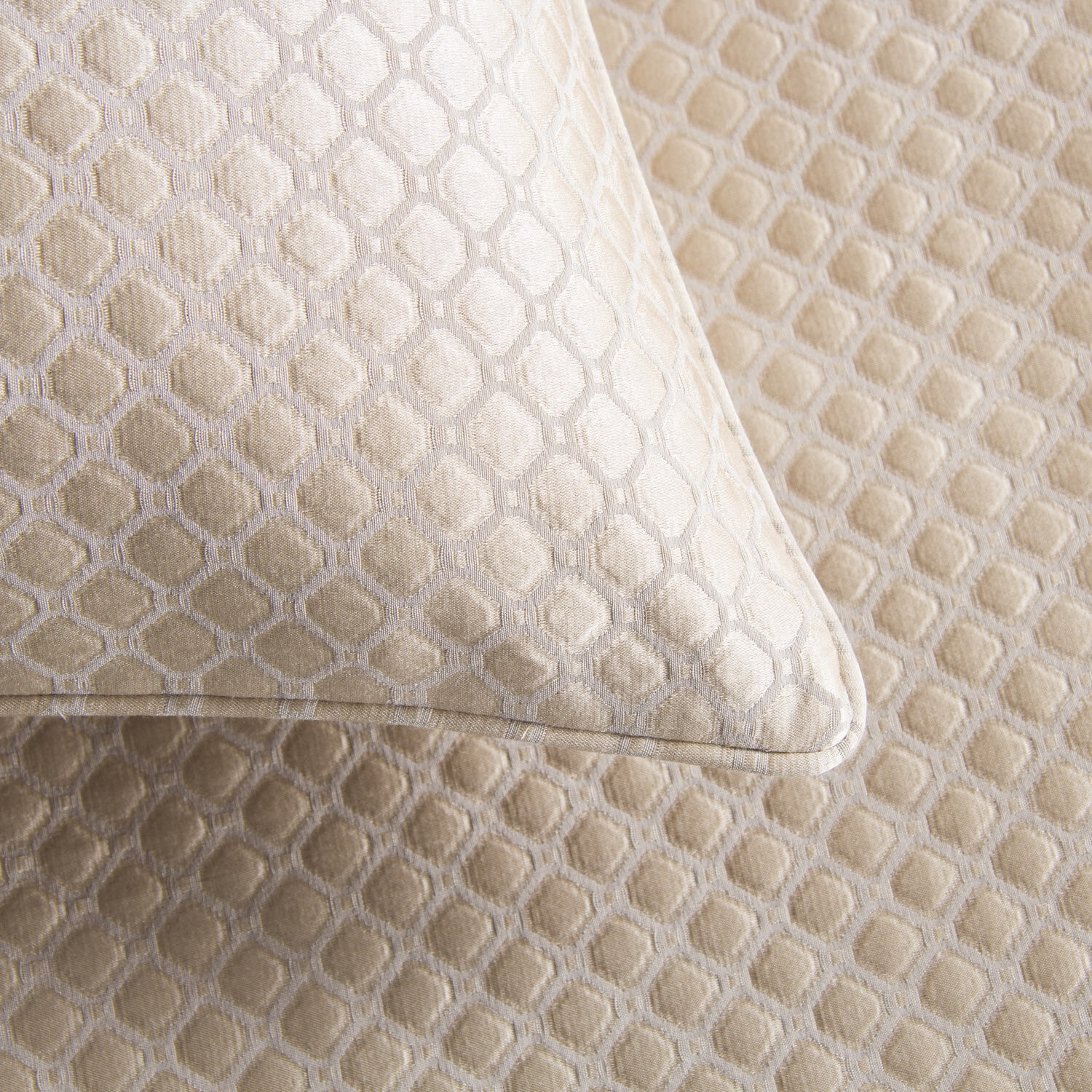 slide 3 Illusione Silk Decorative Pillow