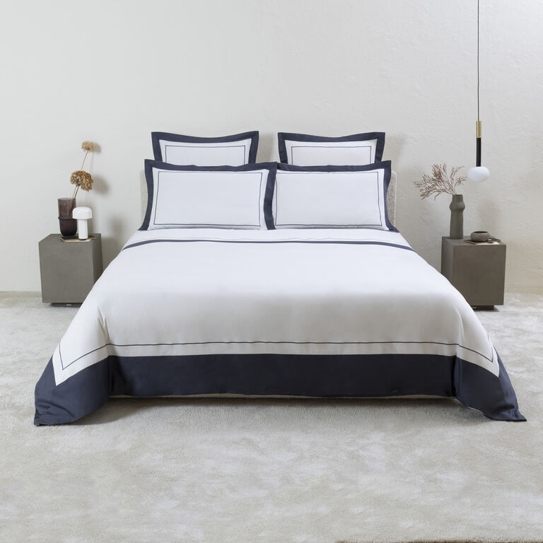 slide 4 Essence Duvet Cover Set