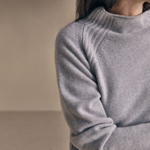 Casing Pullover slide 5 Casing Pullover