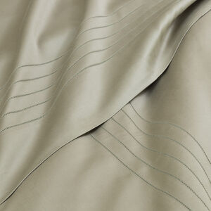 slide 5 Lush Ajour Pillowcase Set