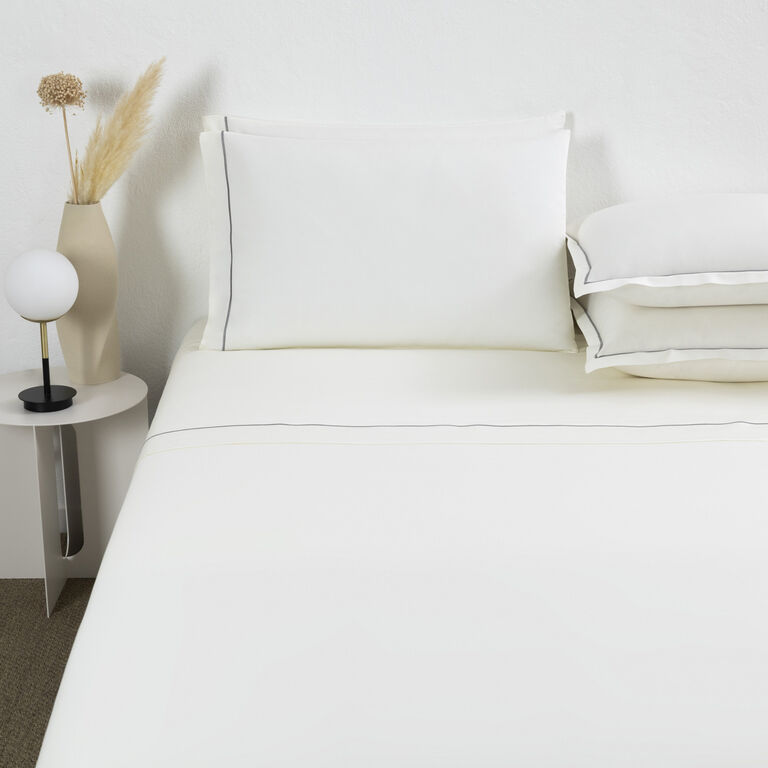 slide 2 Camelia Sheet Set