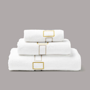 Bold Bicolor Embroidery Bath Sheet slide 4 Bold Bicolor Embroidery Bath Sheet
