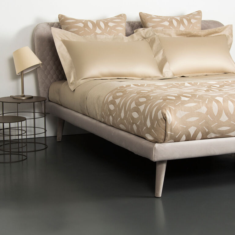 slide 5 Damascus Duvet Cover