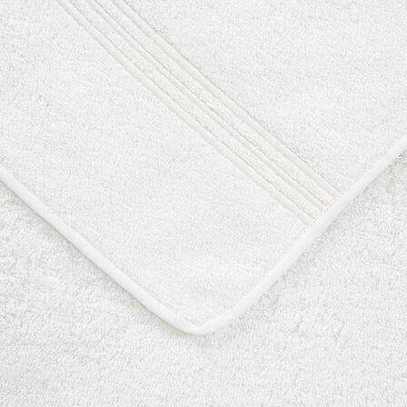 slide 3 Triplo Bourdon Bath Towel