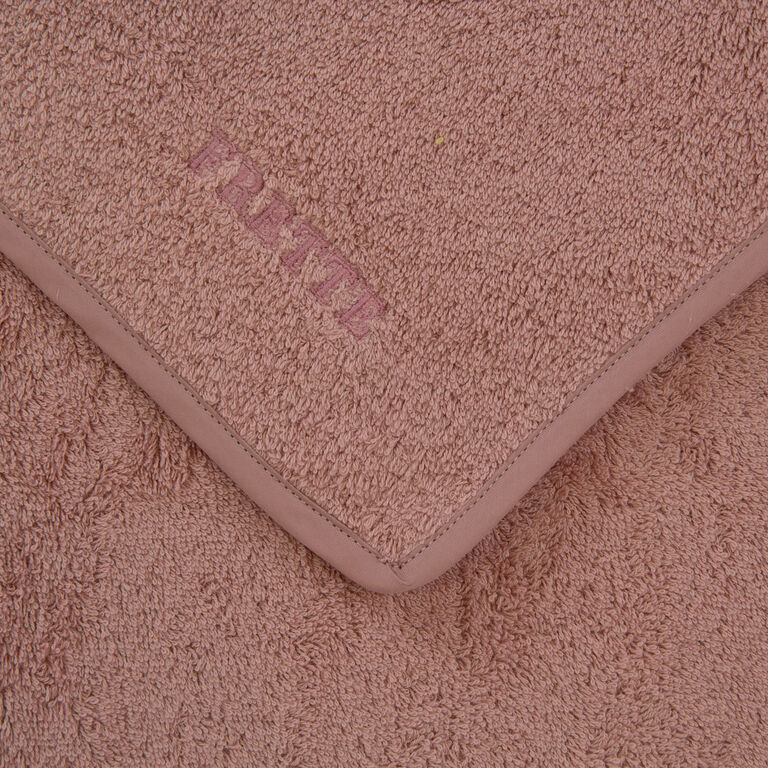 slide 3 Unito Wash Cloth