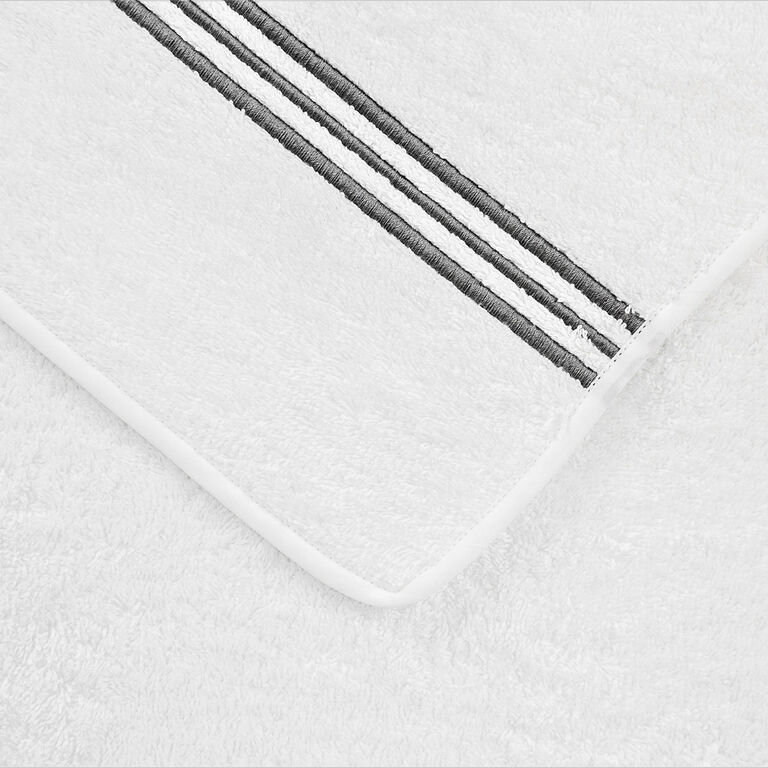slide 3 Triplo Bourdon Hand Towel